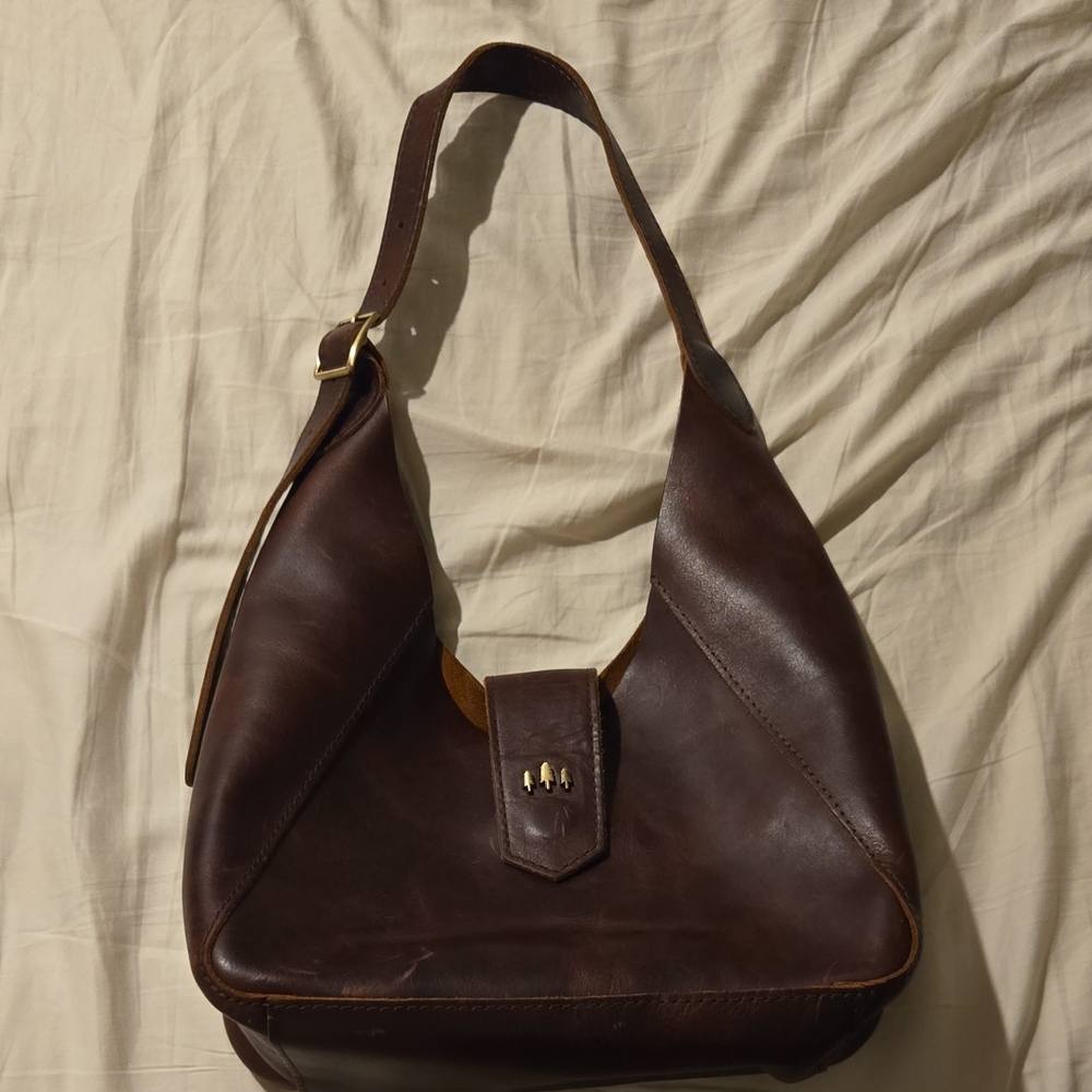 Portland Leather Flora Shoulder Bag In Timber